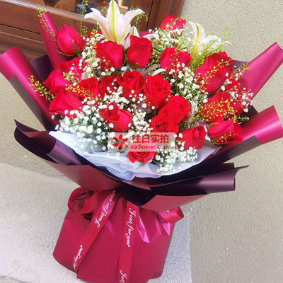 九江30朵红玫瑰百合，做你余生故事里的人
