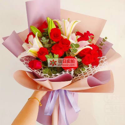 九江18朵红玫瑰百合，真情相守一生