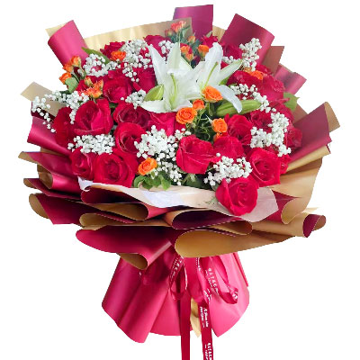 九江33朵红玫瑰百合，爱如同花般绽放