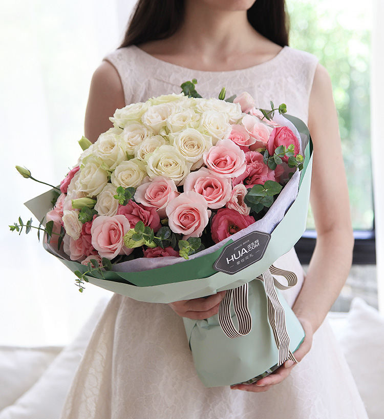 九江给女朋友过生日,可以准备什么礼物?